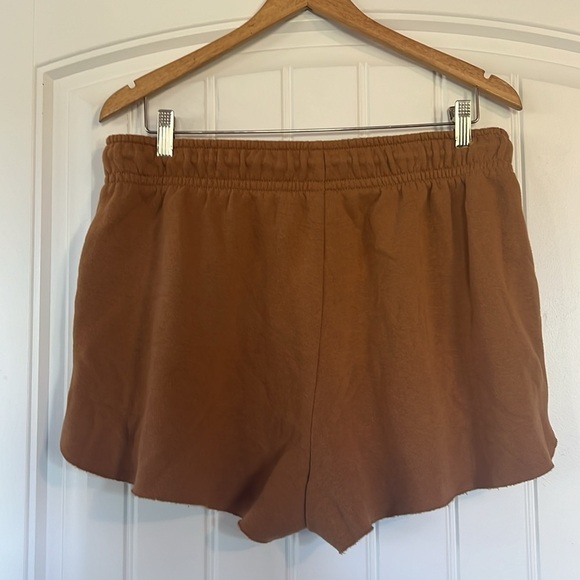 Wild fable Target Sweatshirt Shorts Size XL - Picture 2 of 4